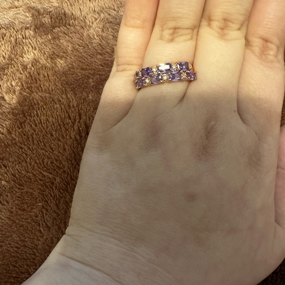 Lavish Amethyst-Inspired Ring